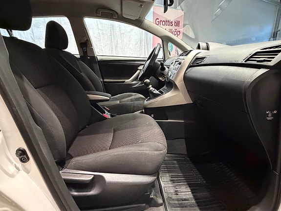 Toyota Verso 7 of 11