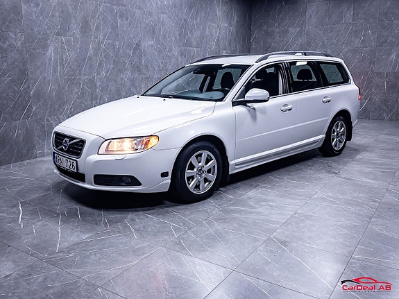 Volvo V70 3 of 29