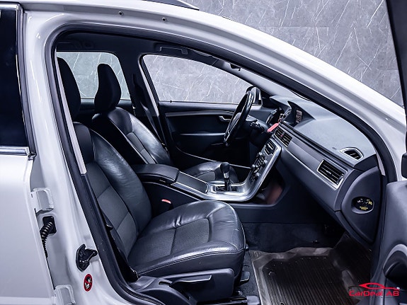 Volvo V70 15 of 29