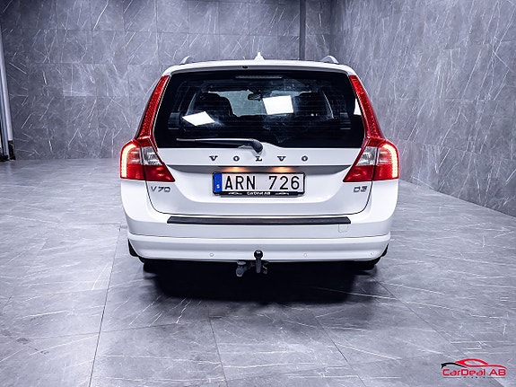 Volvo V70 6 of 29