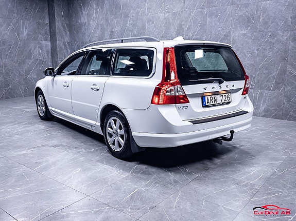 Volvo V70 5 of 29