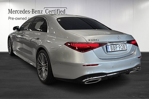 Mercedes-Benz S580 e 4 of 26