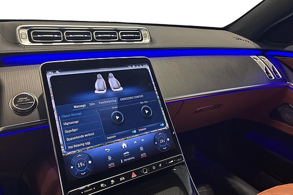 Mercedes-Benz S580 e 23 of 26