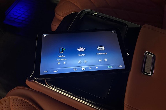 Mercedes-Benz S580 e 18 of 26