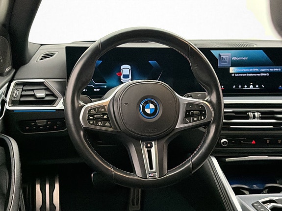 BMW i4 11 of 30