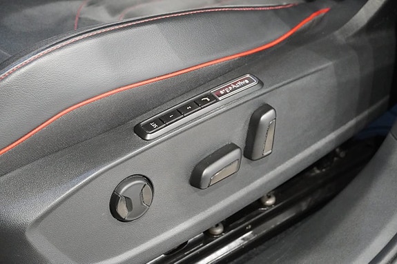 Volkswagen ID.4 GTX 7 of 19