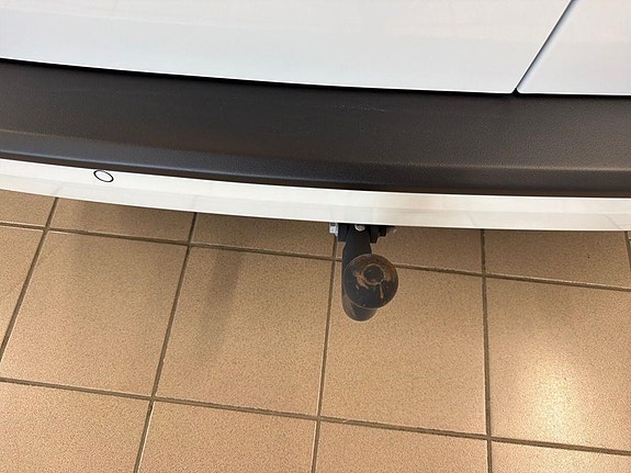 Volkswagen Caddy Maxi 17 of 20