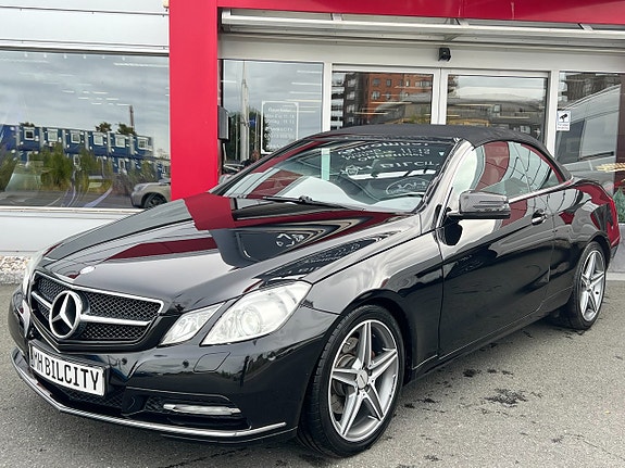 Mercedes-Benz E250 2 of 17