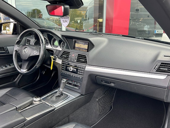 Mercedes-Benz E250 11 of 17