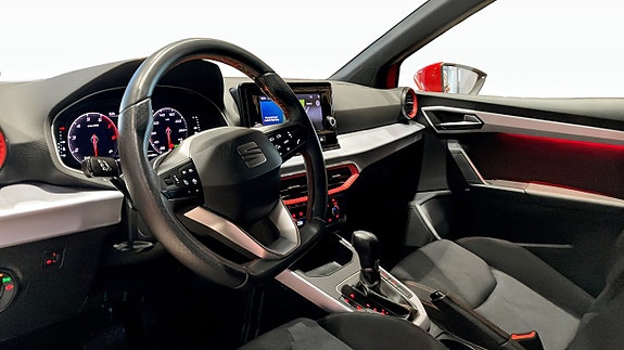 Seat Arona 6 of 12