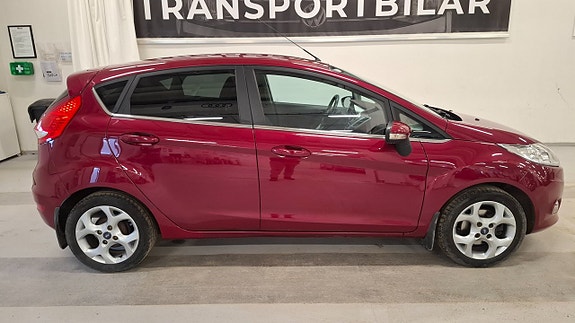 Ford Fiesta 3 of 11