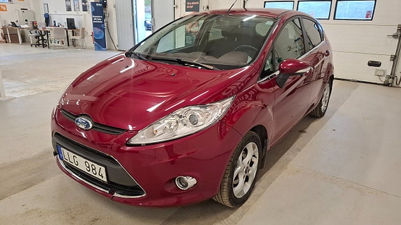 Ford Fiesta 7 of 11