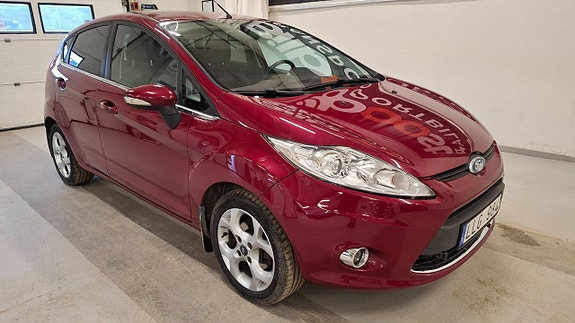 Ford Fiesta 2 of 11