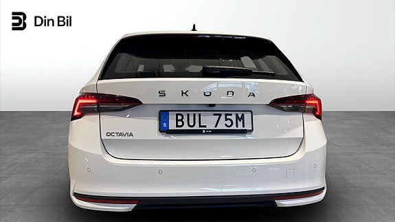 Skoda Octavia 4 of 12
