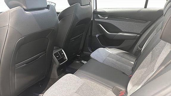 Skoda Octavia 10 of 12