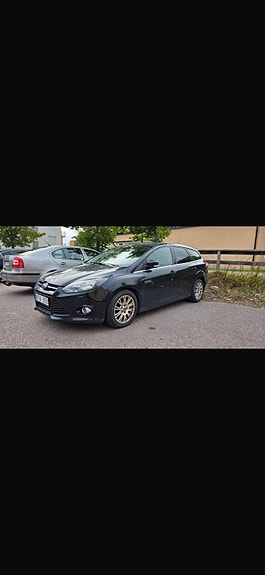 Ford Focus 3 of 9