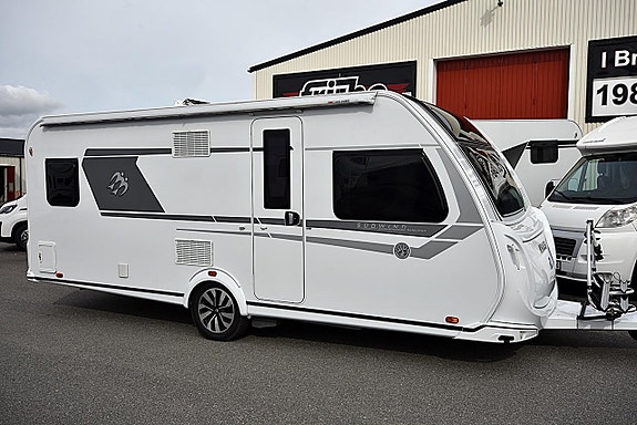 Knaus 580 UF Scandinavian Selection, Dubbelbädd 2 of 25