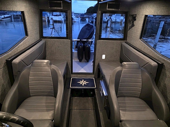 UMS 800 Cab 13 of 20