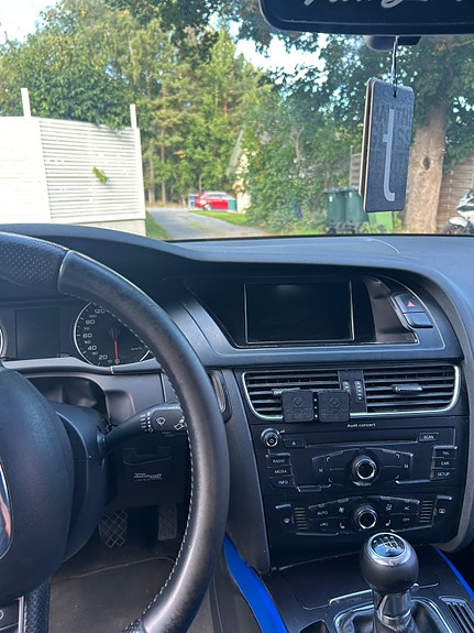 Audi A4 3 of 11