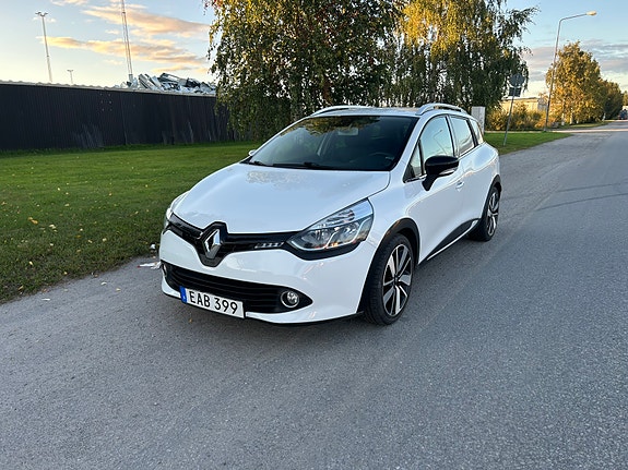 Renault Clio 2 of 6