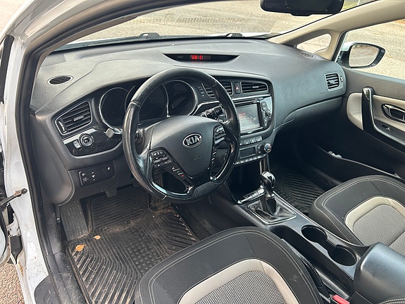 Kia Ceed 5 of 5
