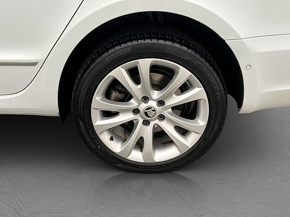 Skoda Superb 26 of 28