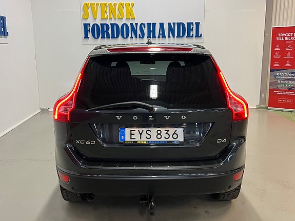 Volvo XC60 8 of 26