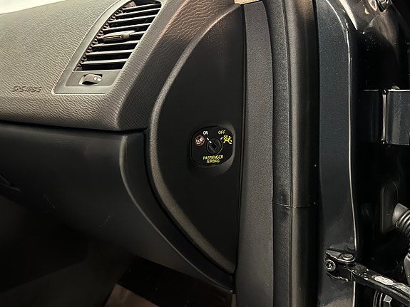 Volvo XC60 17 of 26