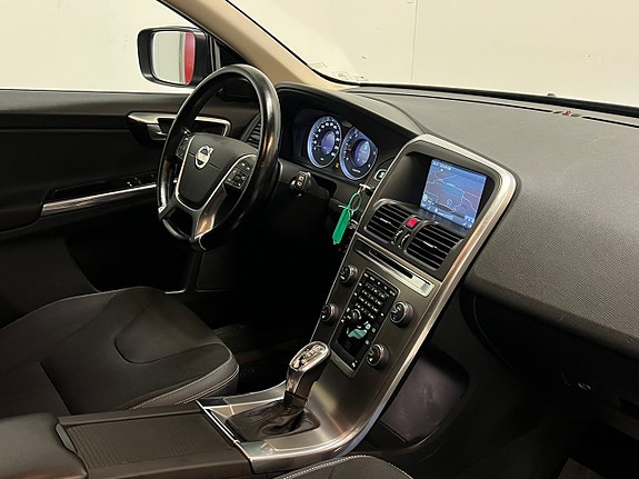 Volvo XC60 22 of 26