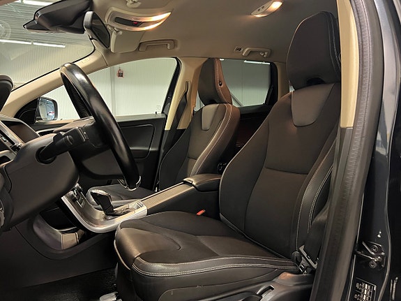 Volvo XC60 12 of 26