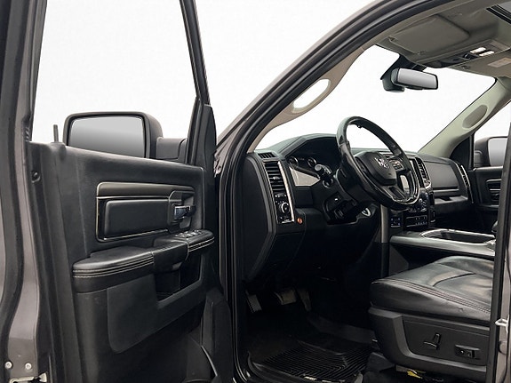 Dodge RAM 1500 14 of 30
