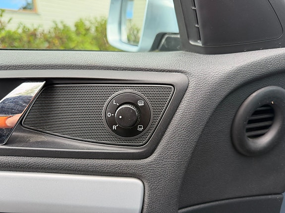 Skoda Octavia Scout 17 of 21