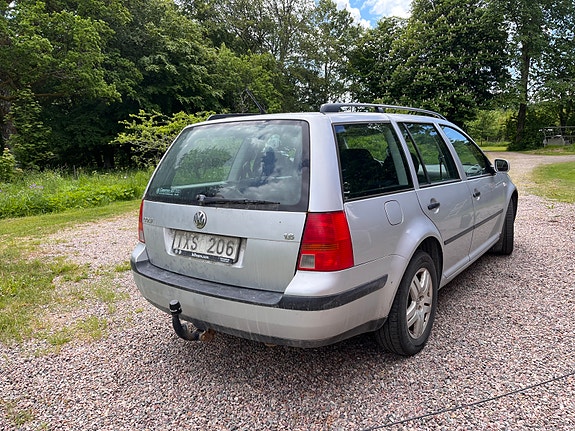 Volkswagen Golf IV 3 of 3