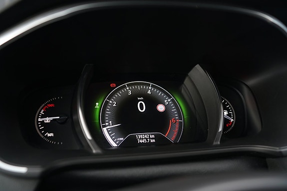 Renault Megane 10 of 16