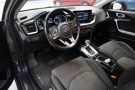 Kia Ceed 2 of 14