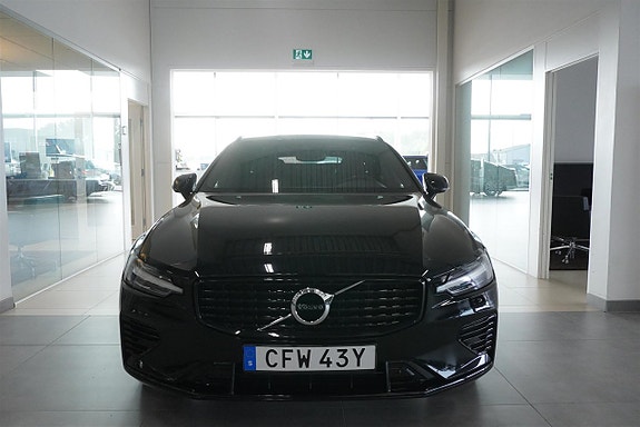 Volvo V60 3 of 9