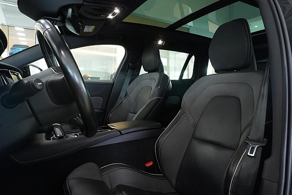 Volvo V60 9 of 9