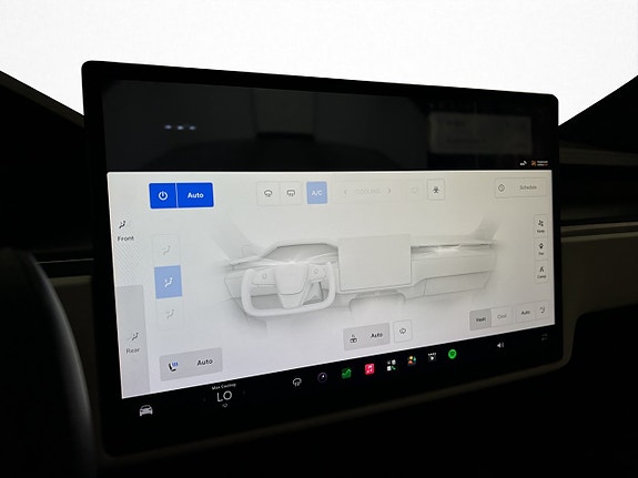 Tesla Model X 26 of 30
