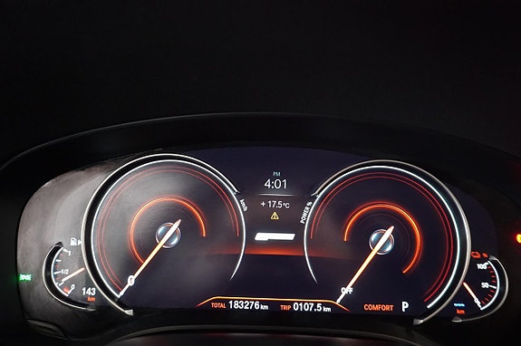 BMW 530e 10 of 12
