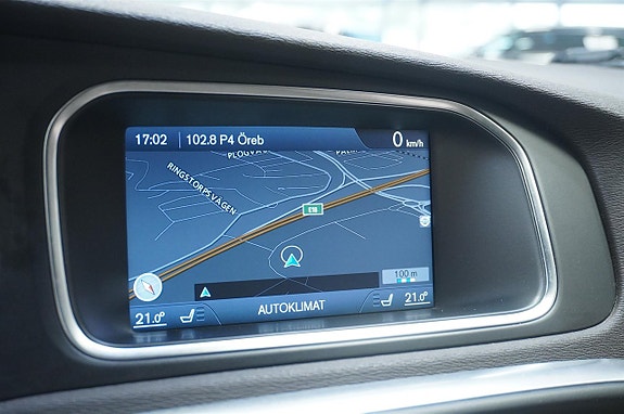 Volvo V40 10 of 17