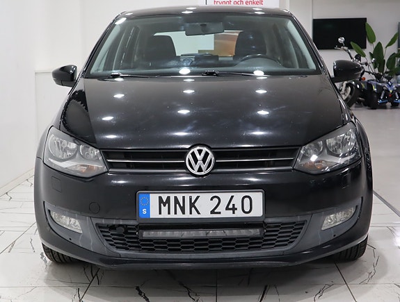 Volkswagen Polo 2 of 18