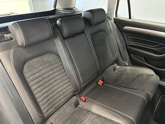 Volkswagen Passat 20 of 20
