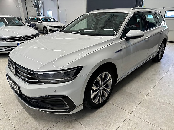 Volkswagen Passat 4 of 20