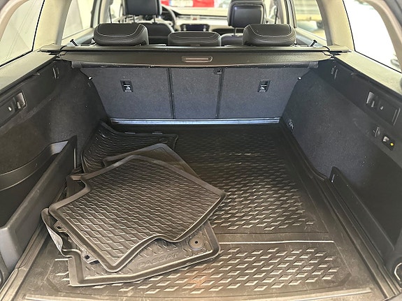Volkswagen Passat 8 of 20