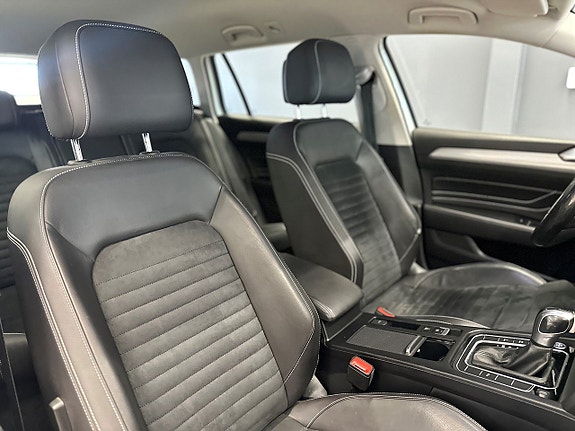 Volkswagen Passat 12 of 20