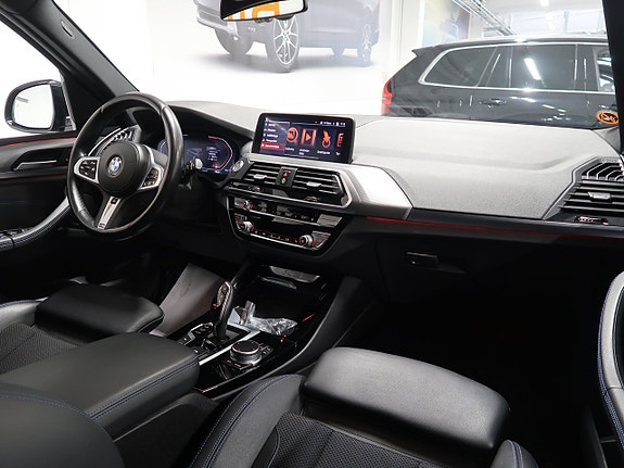 BMW X3 21 of 30