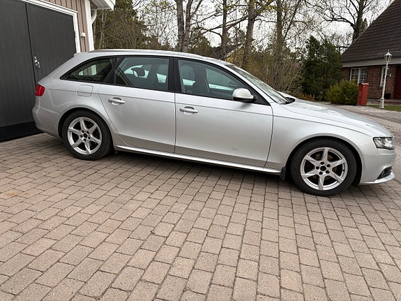 Audi A4 4 of 5