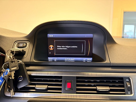 Volvo XC70 15 of 30