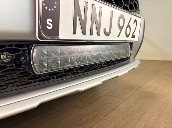 Volvo XC70 26 of 30