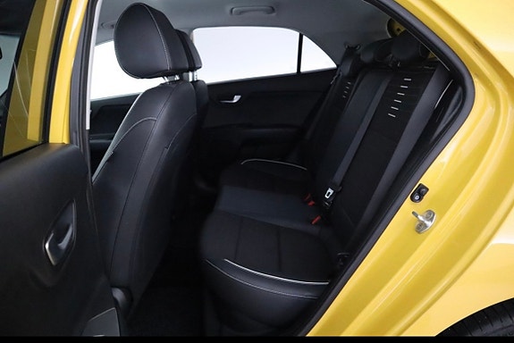 Kia Rio 6 of 13